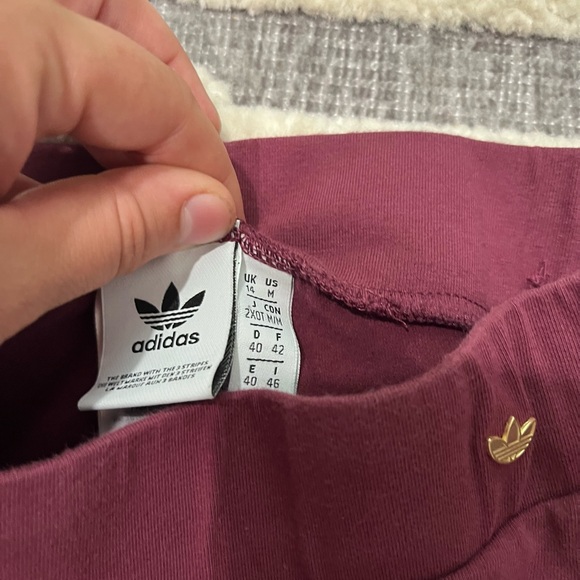 Adidas Originals Gold Logo‎ Tonal Stripe Leggings in Crimson - Picture 11 of 15